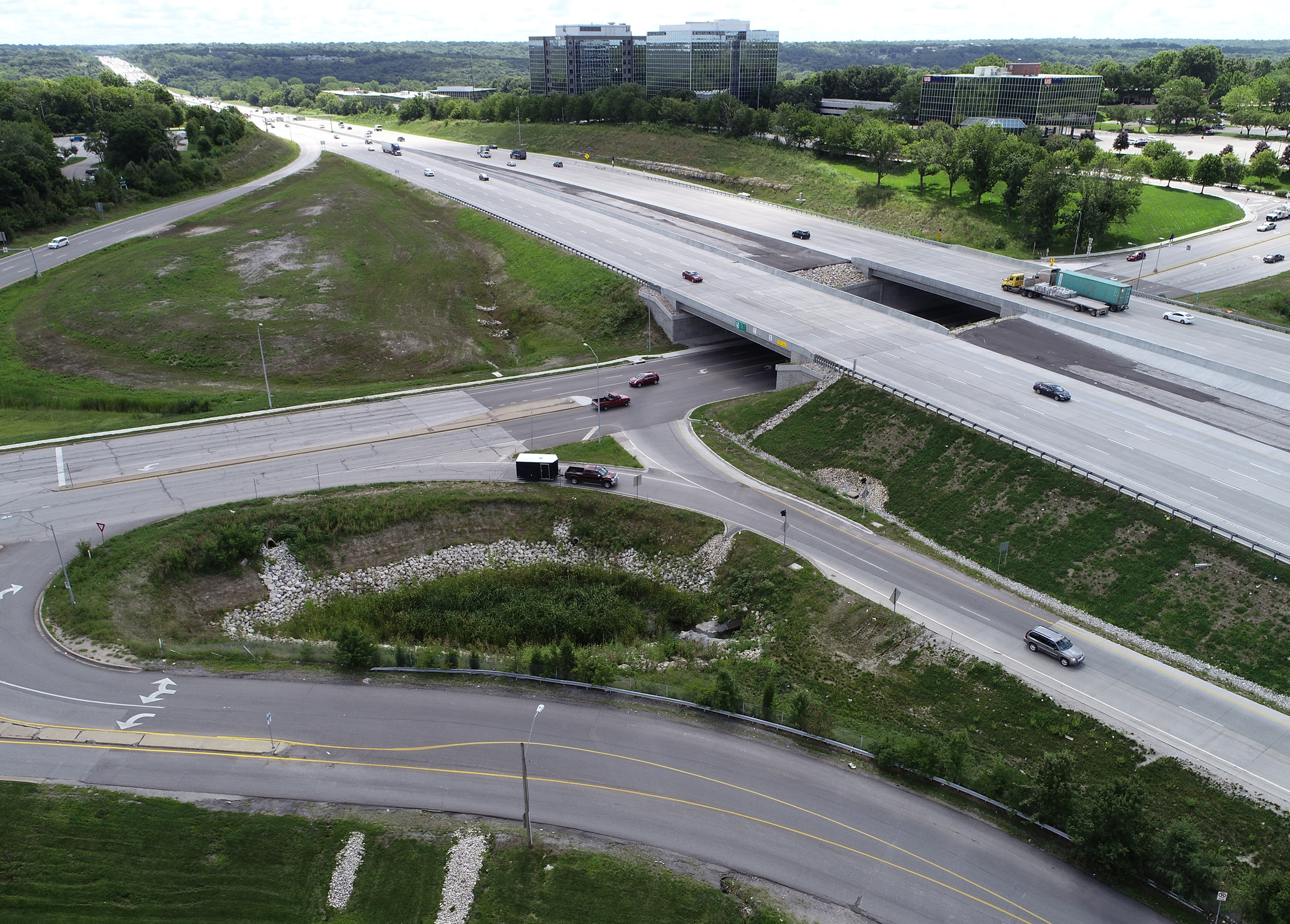 This area of I-435 is one of the most heavily traveled sections of interstate in the Kansas City area and required thoughtful planning during the design and construction phases.