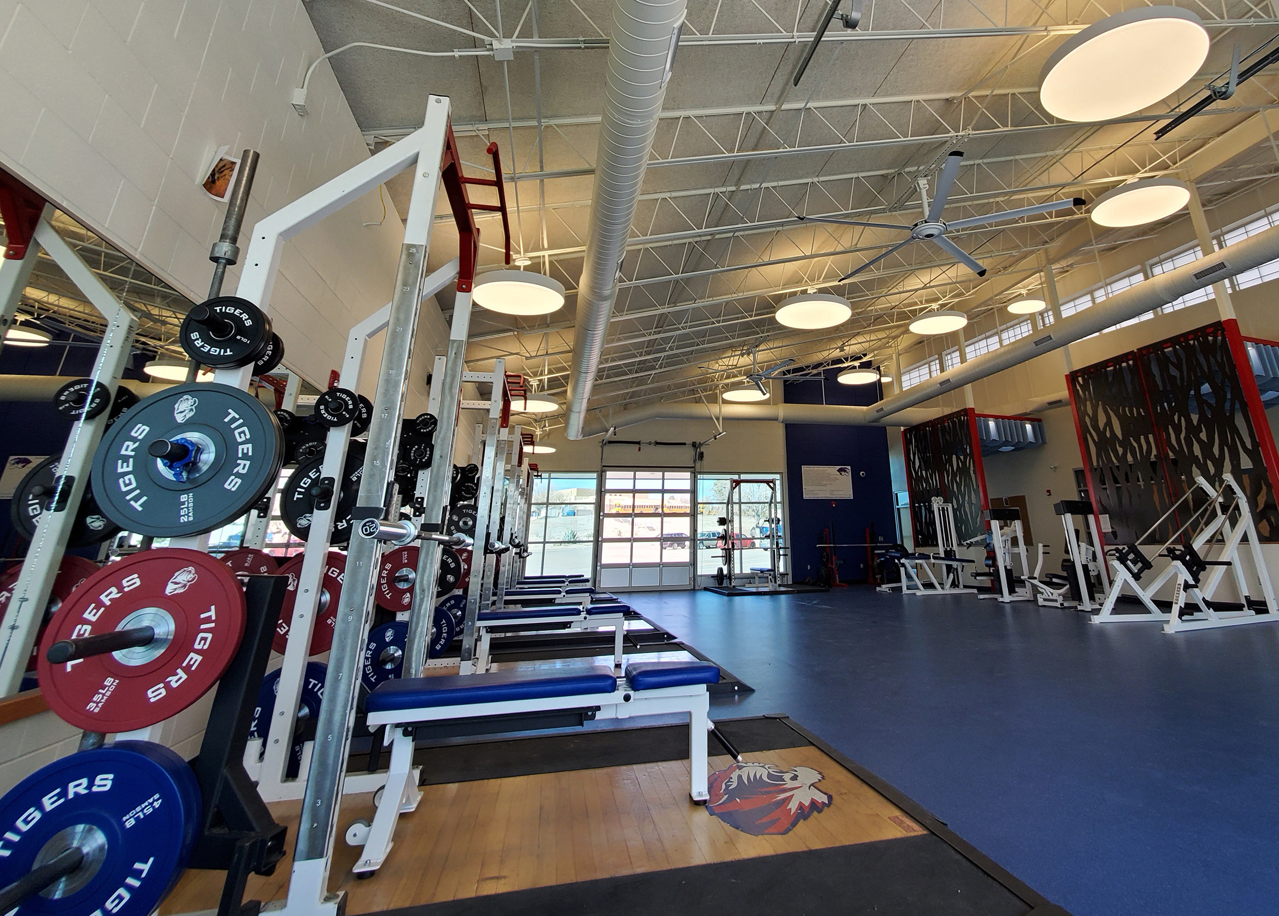 The Hot Springs High School Fitness Center incorporates architectural design elements creating an energy-efficient facility.