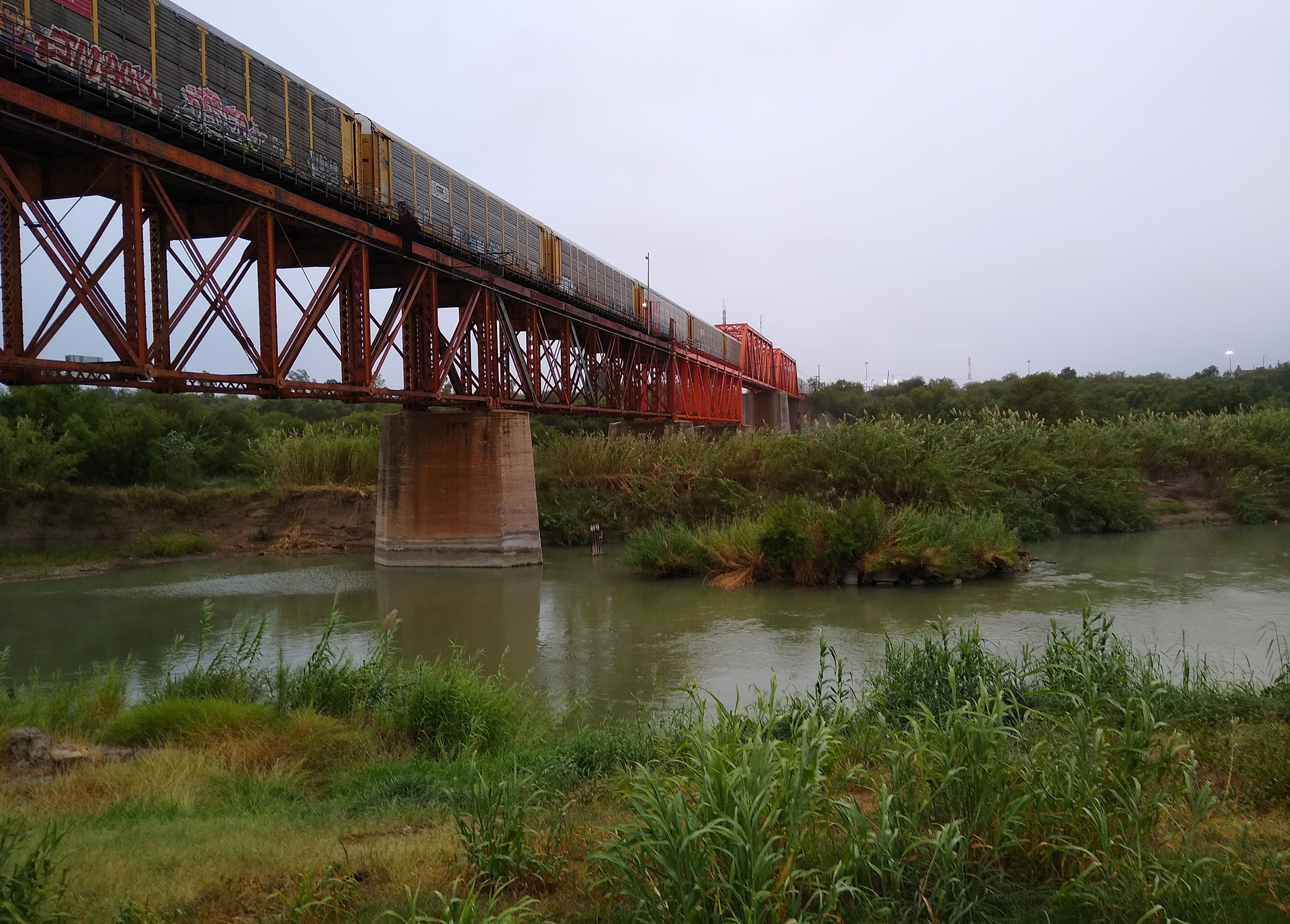 Existing condition of the Rio Grande International Bridge prior to construction.