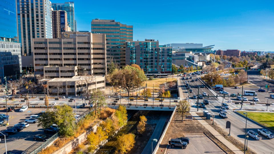Wilson & Company designed a strong connection from the main campus to the downtown core, additional transit access, downtown bicycle lanes, and regional trail systems along Cherry Creek.