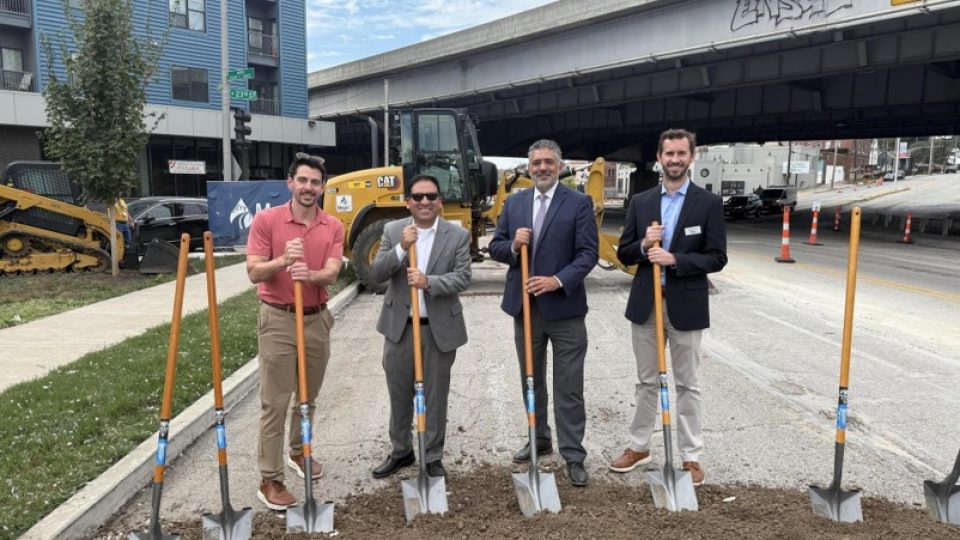 Groundbreaking ceremony for Southwest Boulevard construction